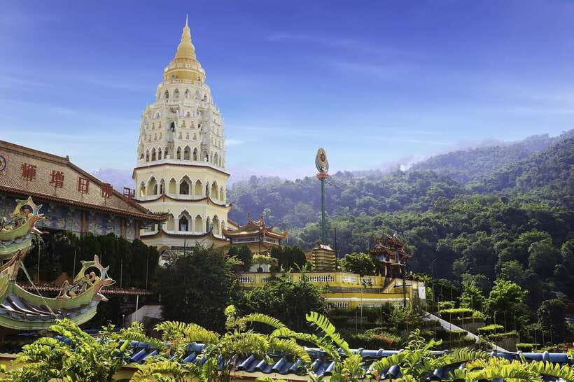 Private Penang City Tour with Kek Lok Si Temple - A tight 5-hour mix of UNESCO George Town and Kek Lok Si