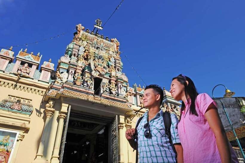 Private Penang City Tour with Kek Lok Si Temple - Hotel pickup on Penang Island, and how a private guide shapes the day