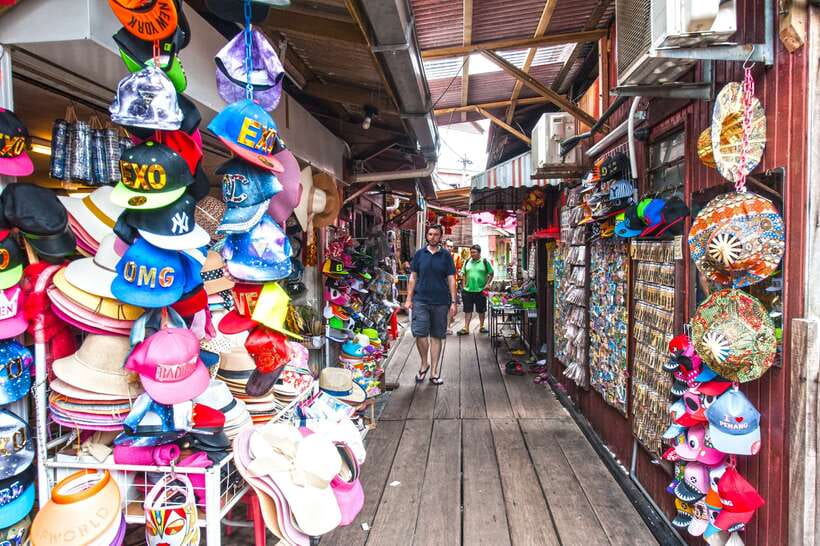 Private Penang City Tour with Kek Lok Si Temple - Coffee Tree sampling and what to do about food