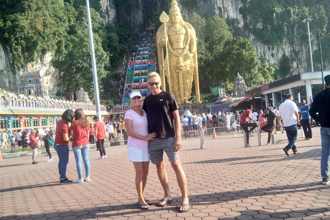 Private Tour Kuala Lumpur Shore Excursion Include Batu Caves - Central Market and Petaling Street: Real-Life KL Shopping Energy