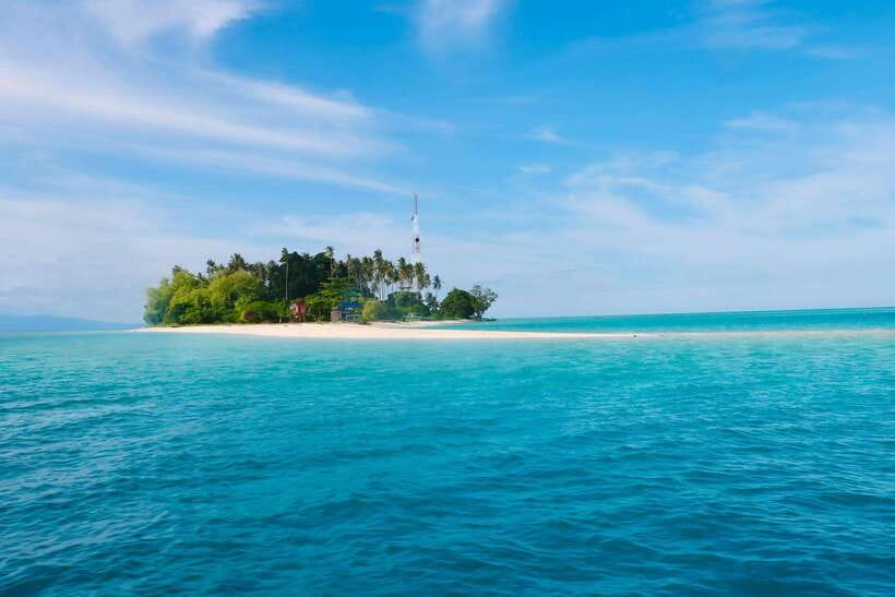 Semporna: Explore 3 Islands Tour Snorkel or Dive & Lunch - Timba Timba stop: swims, photos, and what the beach closure means
